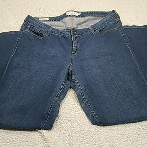 TORRID boyfriend jeans size 20